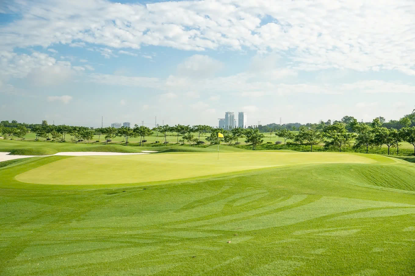 Sân golf Harmonie Golf Park