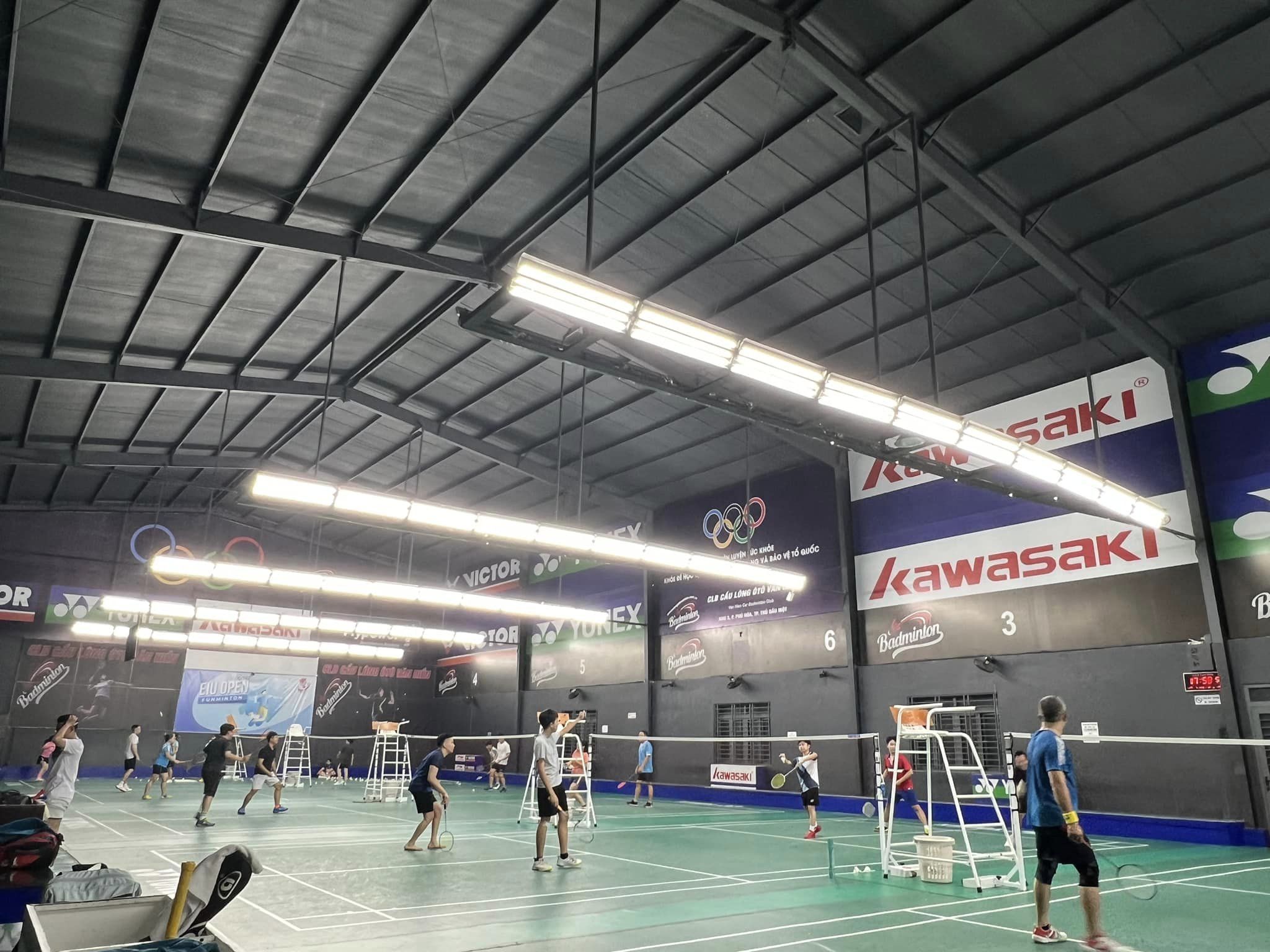 Sân Cầu Lông Văn Hiền - Ảnh phụ