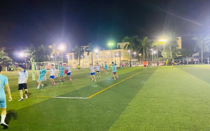 Sân Bóng Đá Mini Từ Nhi